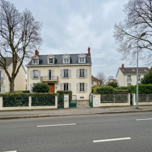 Graphique montrant l'évolution des prix au mètre carré des appartements à Montreuil